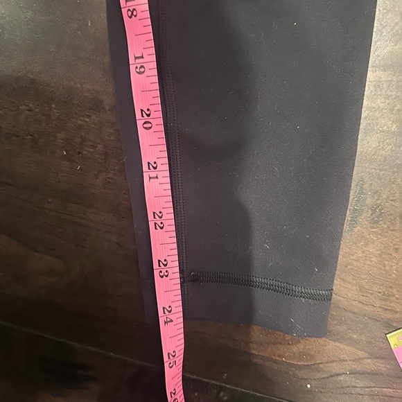 Lululemon Black Sports Bra and Leggings Set - Picture 4 of 5